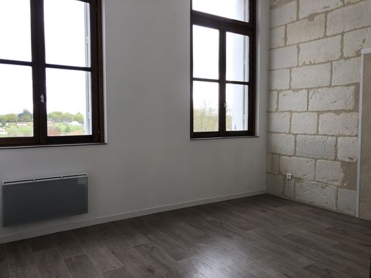 Location Appartement 3 pièces 75m² LA ROCHE CHALAIS 24490 - Photo 1
