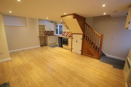 1 bedroom terraced house to rent - Photo 4