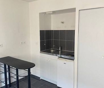 Beau studio en location de 19,38m², situé rue du Champ des Oiseaux ... - Photo 1