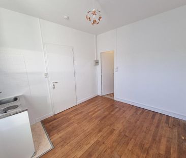 Location Appartement 1 pièce 14m² TOURS 37000 - Photo 6