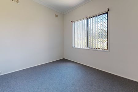 25 Tennent Road, Mount Hutton NSW 2290 - Photo 3