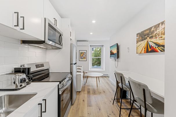 2060 Rue St-Denis #201 - Photo 1