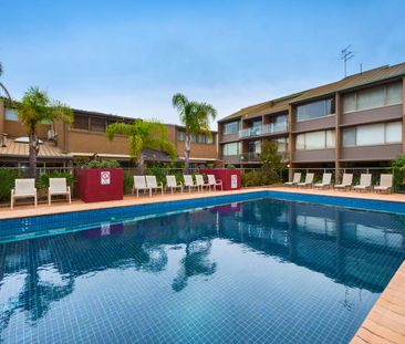 Beachfront Beauty with Breathtaking Bay Views - Photo 4