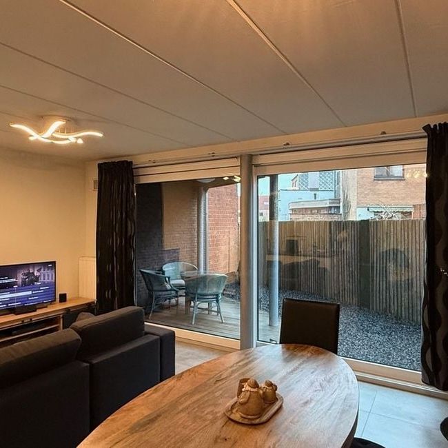 Appartement te huur in Oostende voor € 750 met 1 slaapkamer - Photo 1