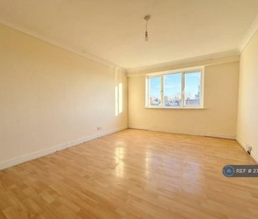 2 bedroom maisonette to rent - Photo 2