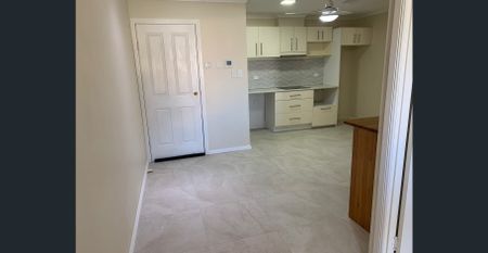 2 bedroom garden flat in quiet street - Photo 3