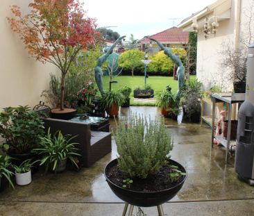 South Morang - Photo 6