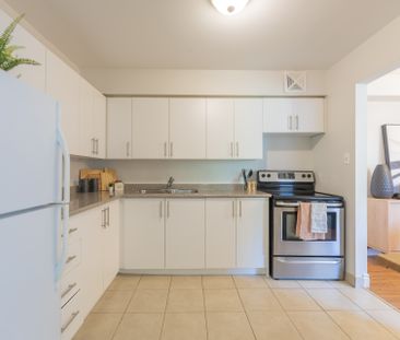 977 Mohawk Road East - Photo 2
