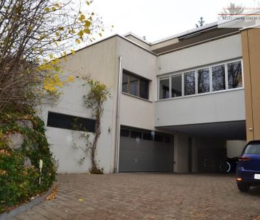 Top 6 1/2-room apartment with garden and garden seating - Photo 4