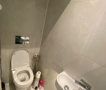 Room in a Shared House, Galpins Road, CR7 - Photo 6