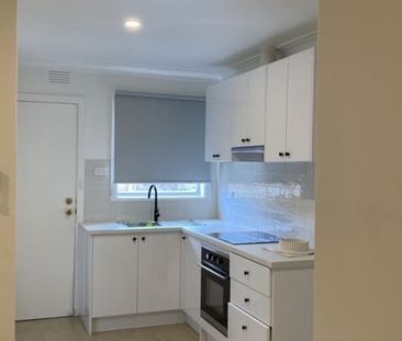 2 / 49 McFees Road, Dandenong - Photo 3