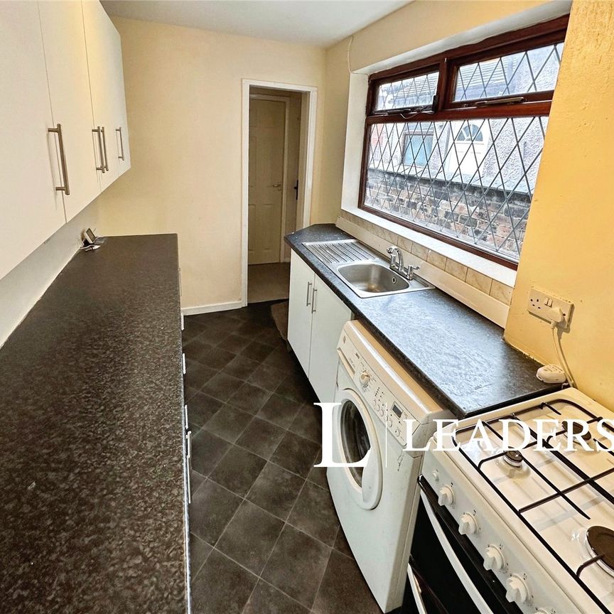 2 bedroom house to rent Warrington Road, Stoke-on-Trent, Staffordshire, ST1 - Photo 1