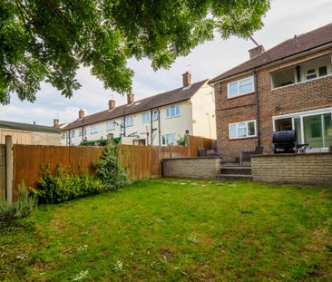 Very Large 1 Bed Property to let in Watford with Private Garden - Photo 1