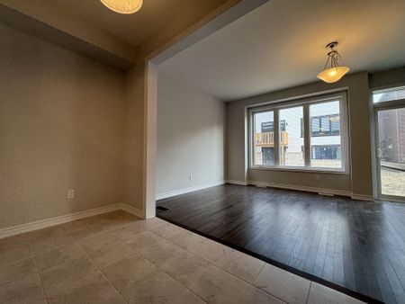 For Lease - 1107 Thompson Drive, Oshawa, Ontario - Photo 5