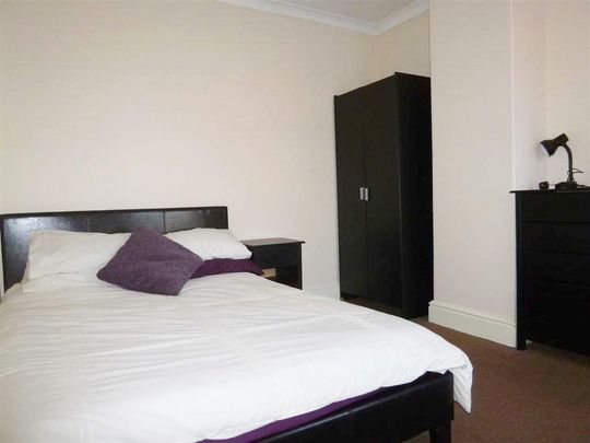 5 bedroom house share to rent - Photo 1