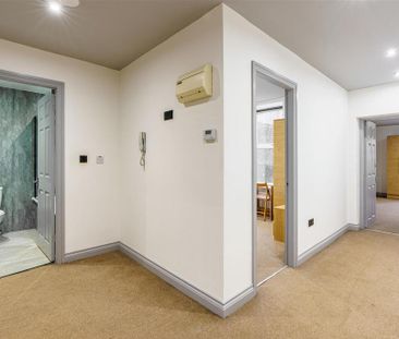 3 bedroom flat to rent - Photo 1