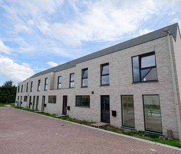 Huis te huur in Evergem voor € 1.200 met 3 slaapkamers - Photo 1