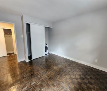 420 Gilmour Street - 206 - Photo 2