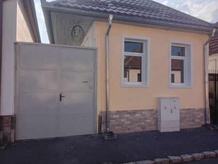 Casa cu 2 camere, suprafata de 70 mp, in zona Grivitei - Fotografie 4