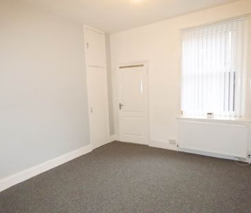 2 bed flat to rent in Duke Street, Pelaw, NE10 - Photo 6