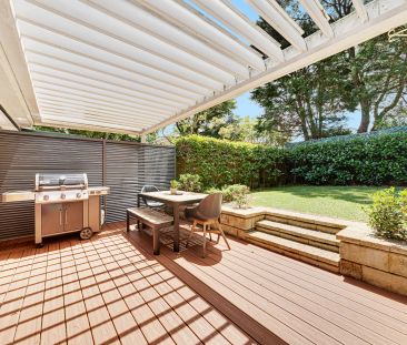 Beautifully Renovated and Exceptionally Convenient Three-Bedroom Home - Photo 3