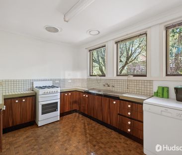 Single Level Unit. - Photo 5