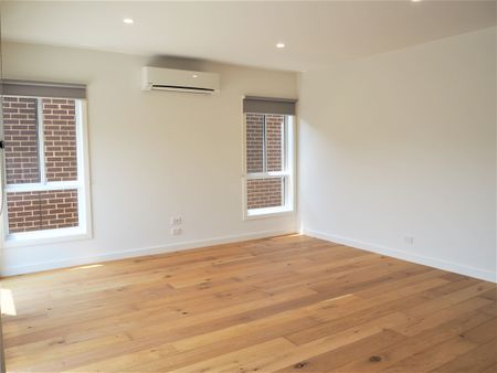 Light and Bright Unit In A Fantastic Location! - Photo 5