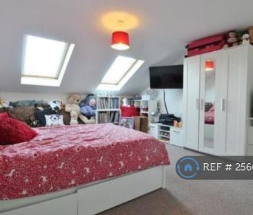 4 bedroom terraced house to rent - Photo 4