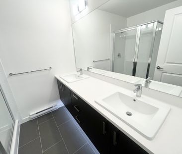 Spacious and Bright! Brand New Two Bedroom and Den in Convenient Fl... - Photo 1