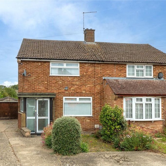 3 bedroom semi-detached house to rent - Photo 1