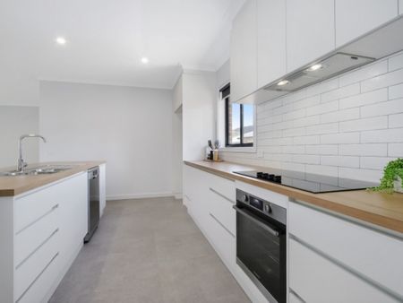 12 Dwyer Avenue, Leneva VIC 3691 - Photo 2