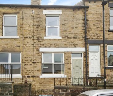 3 bedroom House To Let - Photo 1