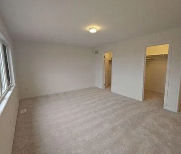 5 ABBEY CRESCENT - Photo 5