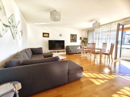 Châtelaine – Magnificent furnished 5-room apartment of 140 m² with a view of the Jura - Photo 1
