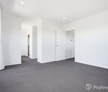 Beautiful Family Home - Photo 3