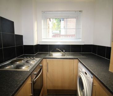 1 Bed End Terrace, Langlea Avenue, G72 - Photo 4