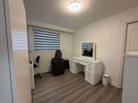 For Lease - 17 Cloud Drive Unit# upper level, Toronto, Ontario - Photo 4