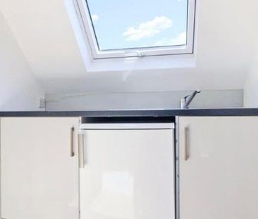 Room in a Shared House, Saxon Drive, W3 - Photo 6