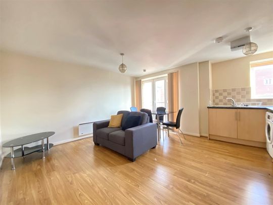 1 Bedroom Apartment To Rent - Photo 1