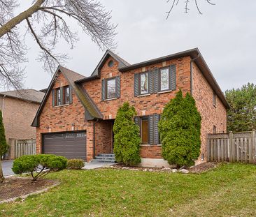 For Lease - 333 Callaghan Crescent, Oakville, Ontario - Photo 3