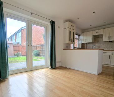 3 bedroom terraced house to rent - Photo 4