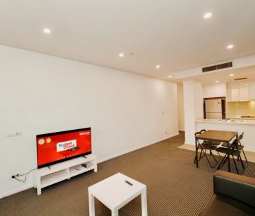 2 bed 2 bath-702 - Photo 2