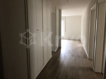 4 ROOMS CITY CENTER NEAR THE STATION IDEAL ROOMMATE - Photo 2