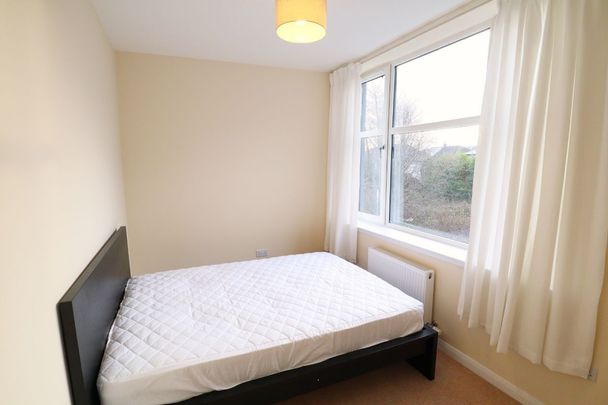 2 Bed, Second Floor Flat - Photo 1