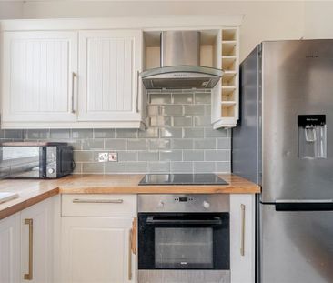 2 bedroom terraced house to rent - Photo 3