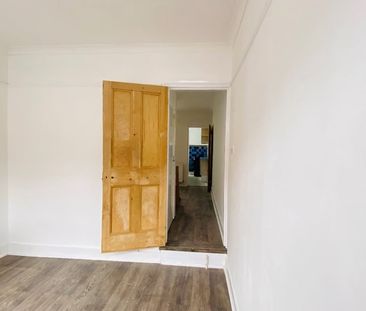 2 Bed Terraced House, Blenheim Gardens, RG1 - Photo 5