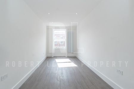 Elegant One-Bedroom Apartment on Doughty Street, Bloomsbury WC1N 2AA - Photo 4