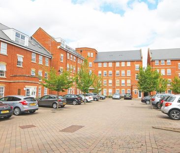 Florey Gardens, Aylesbury - Photo 4