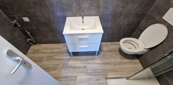 Saint victoret dans un petit immeuble un appartement de type 2 meublé, - Photo 2