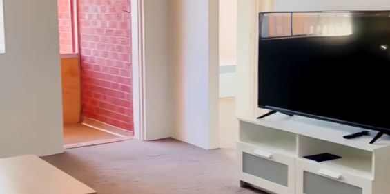 58 Meeks st, Sydney - Photo 3